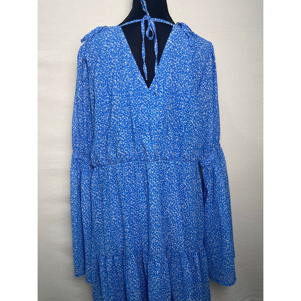 Missguided Blue Floral Flowy Mini Dress Size 8 Medium Bell Sleeve Boho - Picture 3 of 10